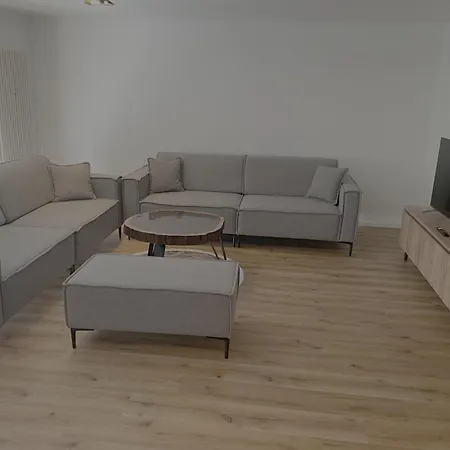 Stadtgarten Daire Singen